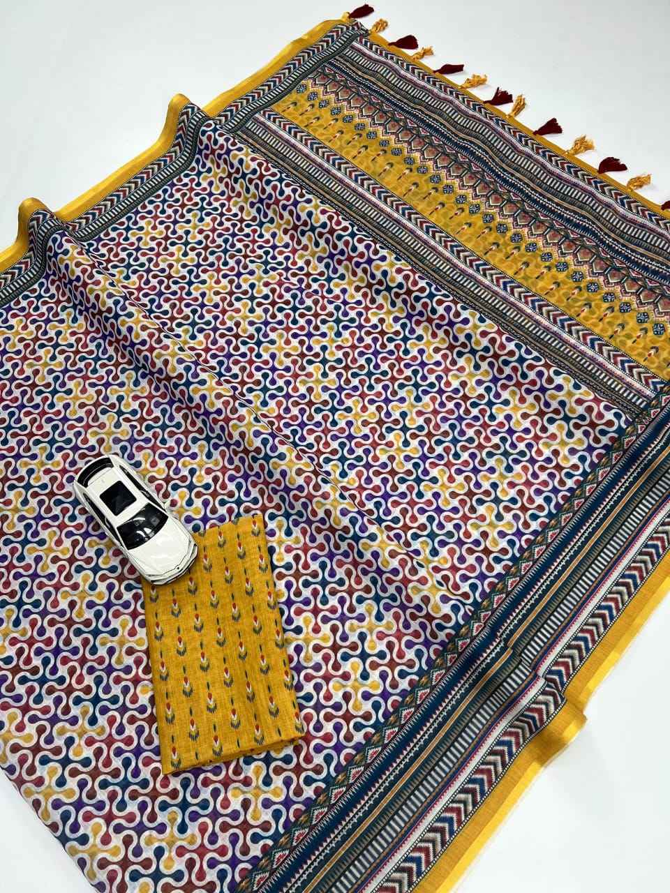 PLAIN LINEN DIGITAL PRINTED SAREE WITH BLOUSE AT WHOLESALE PRICE
