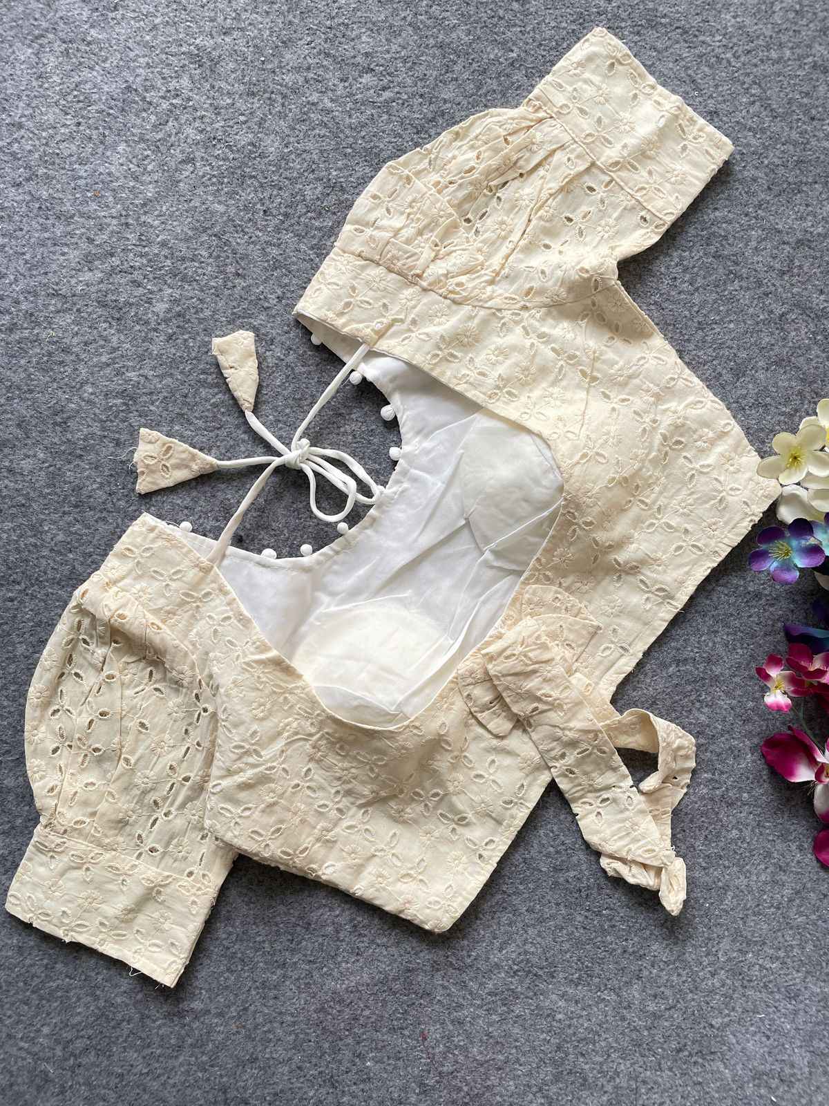 PURE COTTON THREAD SEQUENCE N EMBROIDERY WORK BLOUSE AT WHOLESALE PRICE