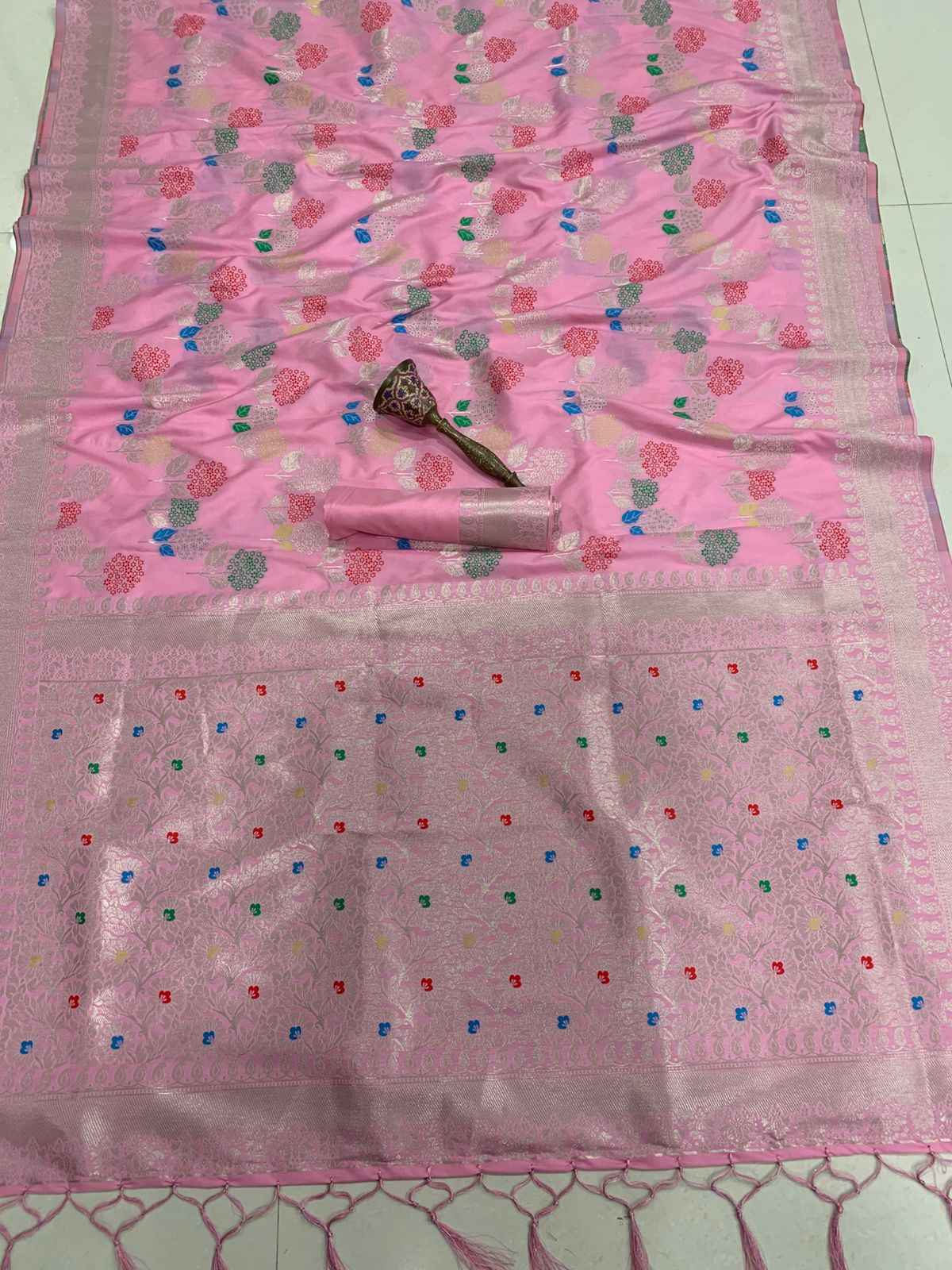  PURE HEAVY SILK SILVER ZARI WITH HEAVY WEAVING WORK SAREE AT WHOLESALE PRICE
