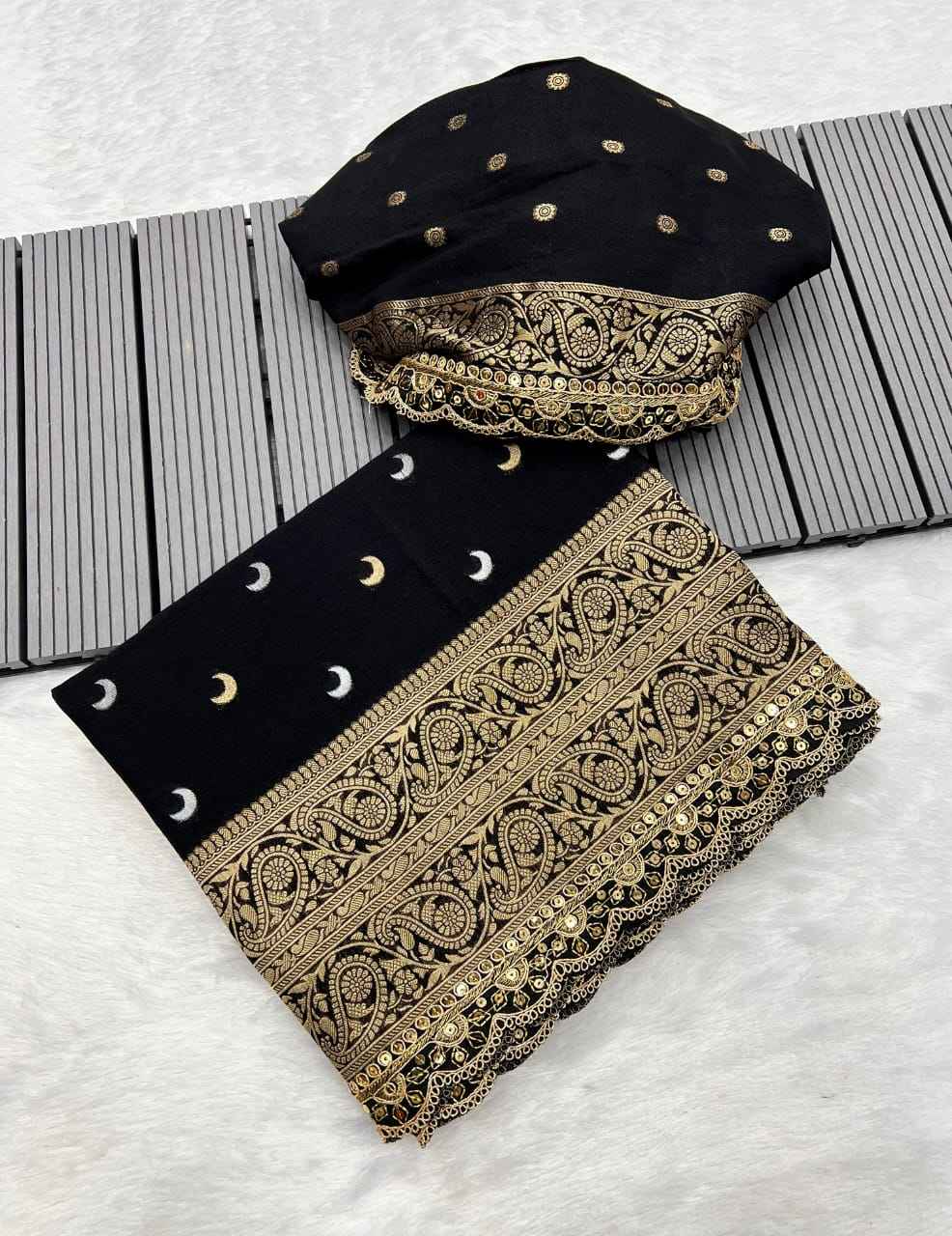 PURE KHADDI GEORGETTE KANCHI BORDER TRADITIONAL SAREE AT WHOLESALE PRICE