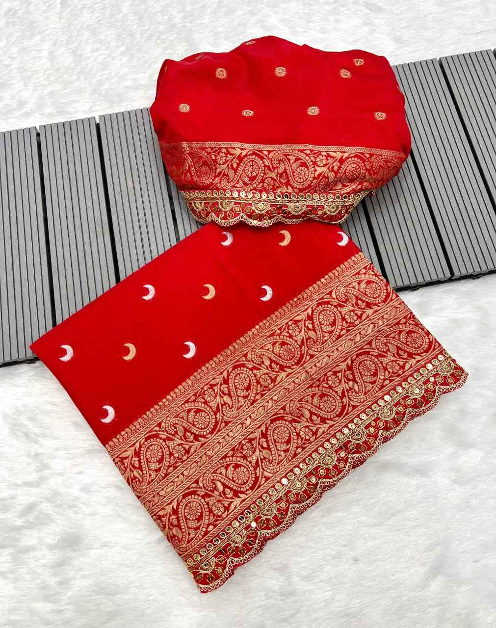 PURE KHADDI GEORGETTE KANCHI BORDER TRADITIONAL SAREE AT WHOLESALE PRICE