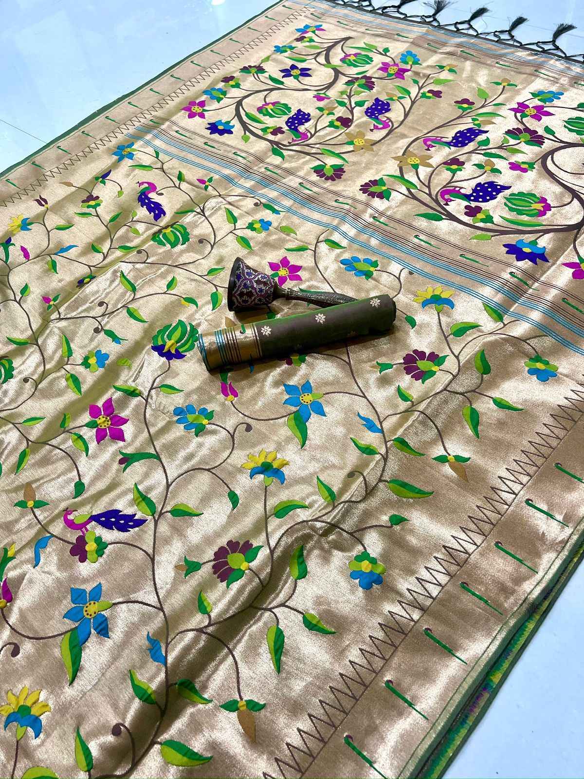 PURE SOFT KANCHIVRAM BROCKET WEAVING PETHANI SILK SAREE AT WHOLESALE PRICE 