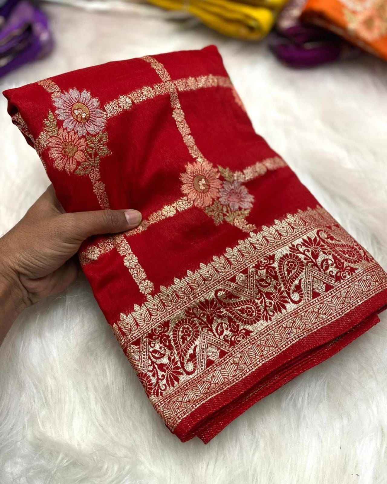 PURE SOFT RUSSIAN SILK ZARI AND MEENAKARI WEAVING SAREE AT WHOLESALE PRICE