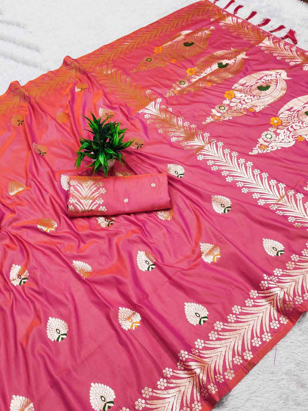 SOFT BANARASI SILK WITH GOLD ZARI WEAVING MEENAKARI SAREE AT WHOLESALE PRICE
