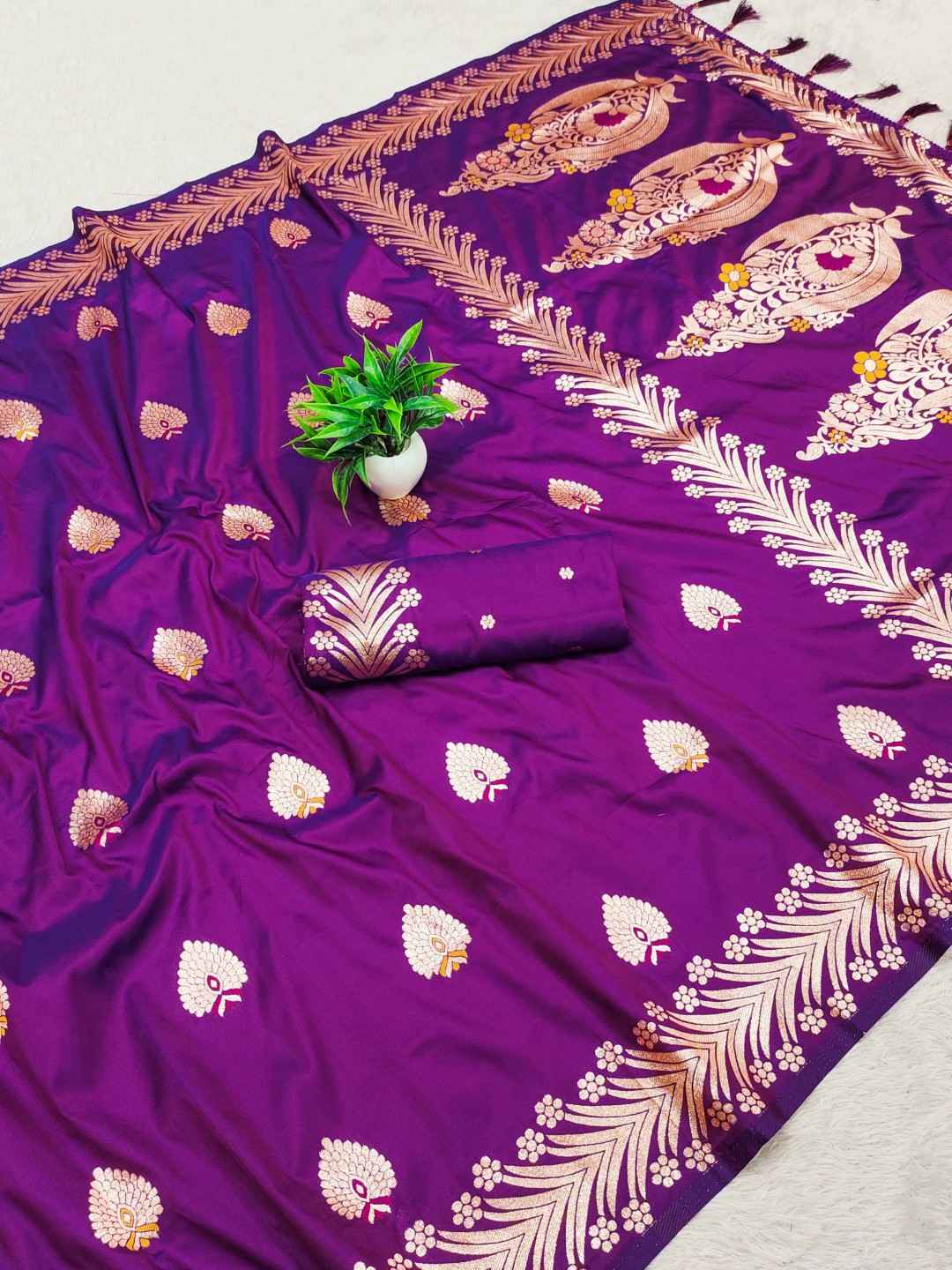 SOFT BANARASI SILK WITH GOLD ZARI WEAVING MEENAKARI SAREE AT WHOLESALE PRICE