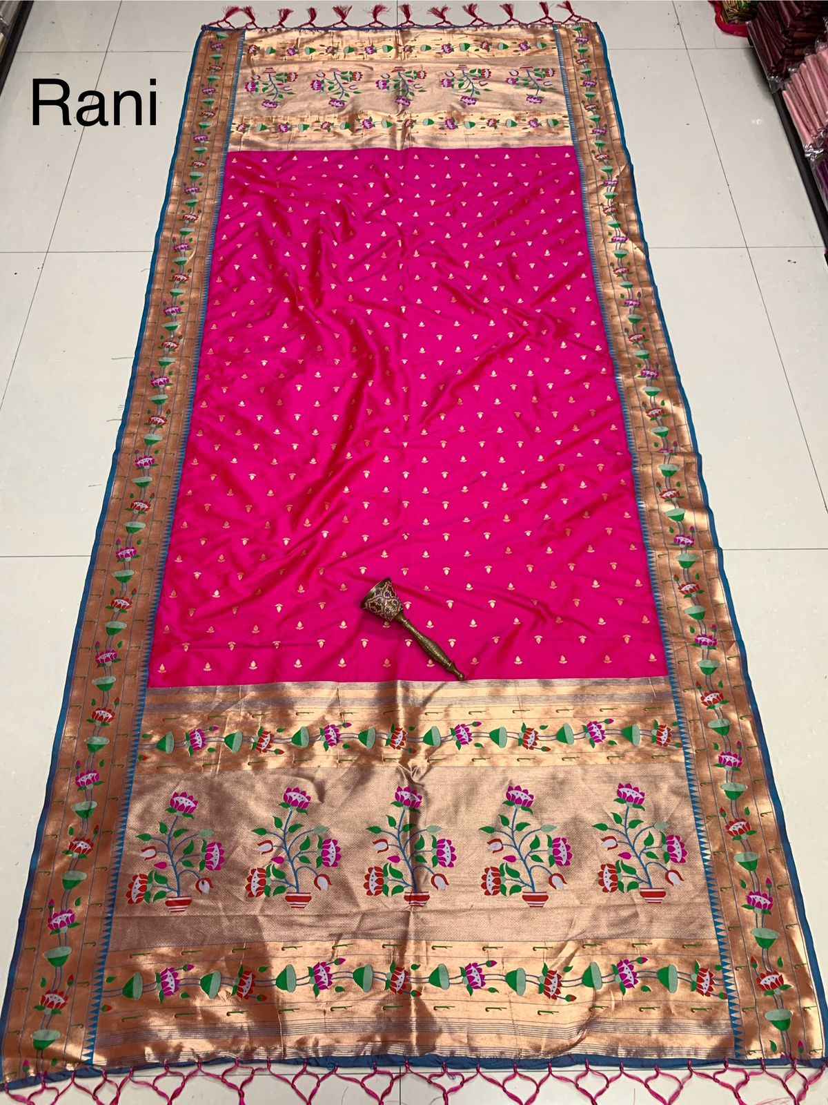 SOFT SILK JARI WEAVING FLOWER BORDER DUPTTA AT WHOLESALE PRICE