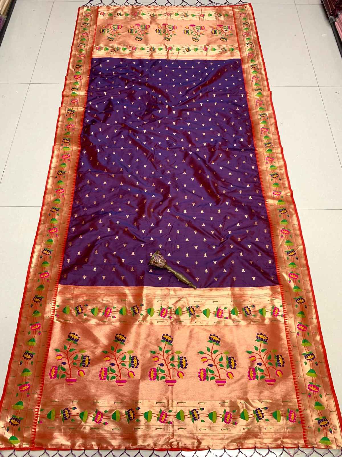 SOFT SILK JARI WEAVING FLOWER BORDER DUPTTA AT WHOLESALE PRICE