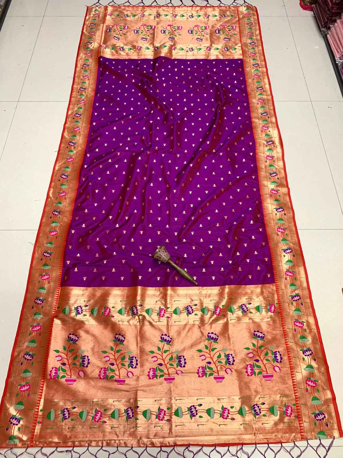 SOFT SILK JARI WEAVING FLOWER BORDER DUPTTA AT WHOLESALE PRICE