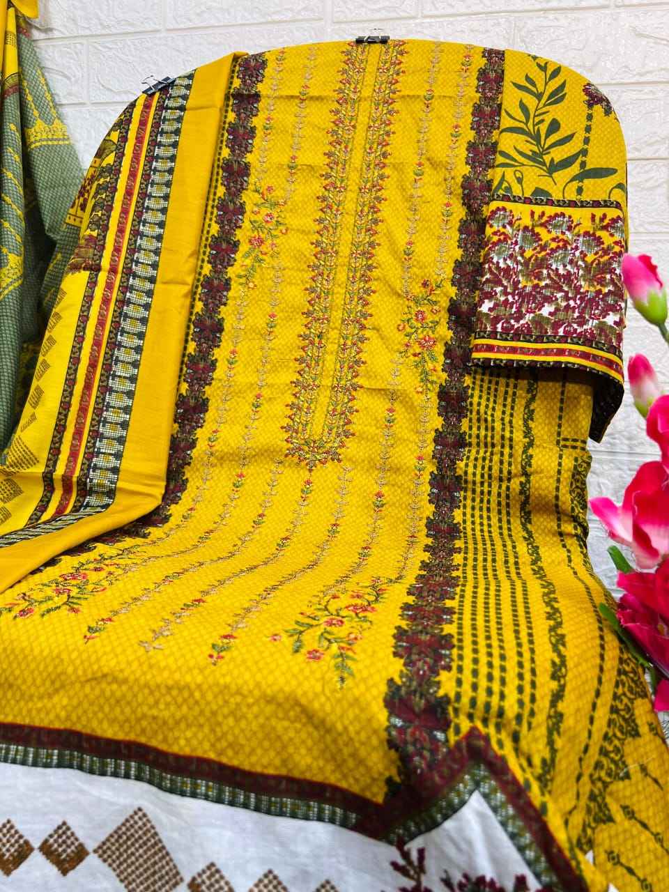 TAJ D NO 594 PURE COTTON PRINTED DRESS MATERIAL AT WHOLESALE PRICE