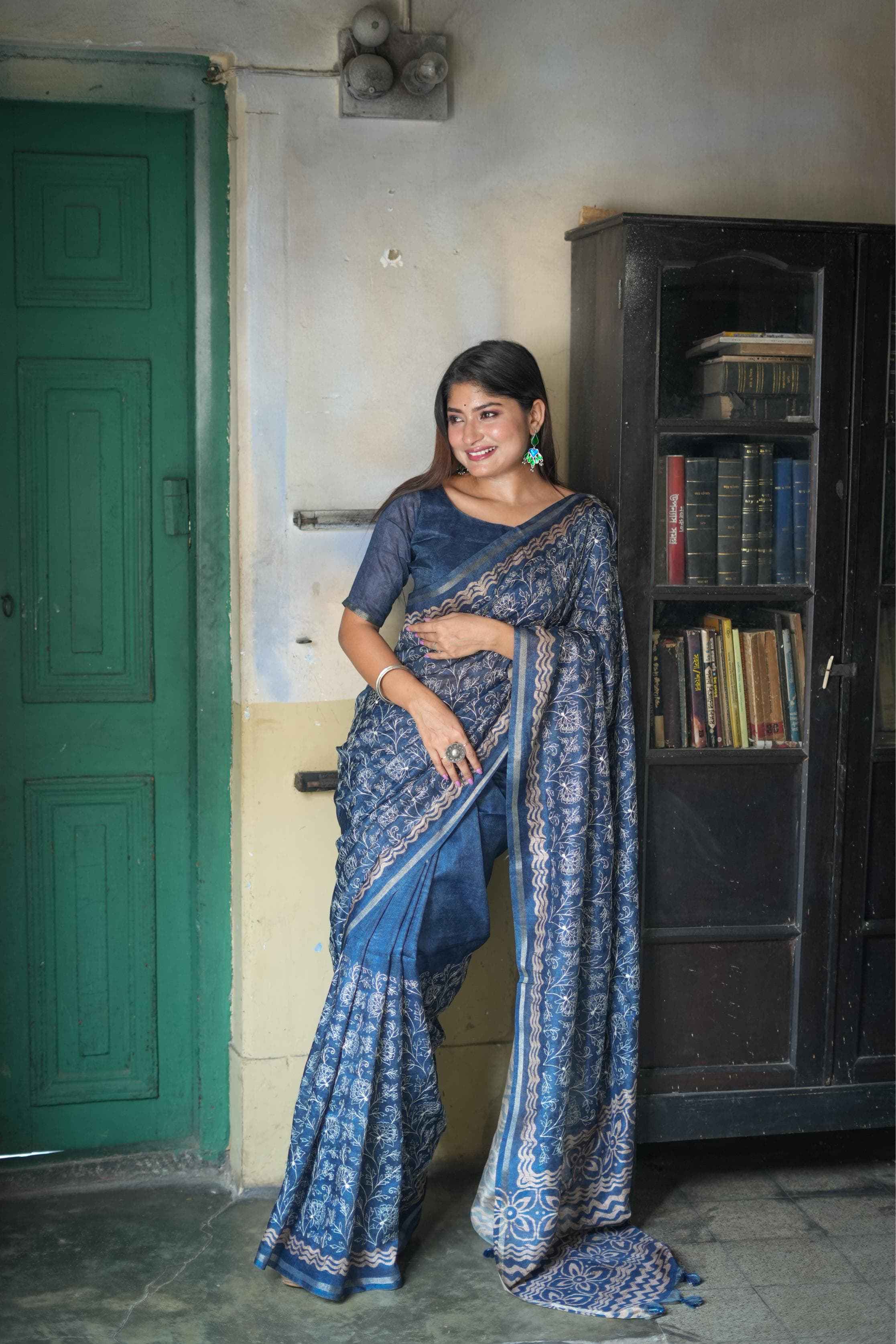 TUSSAR SILK BATIK PRINTED PALLU SAREE AT WHOLESALE PRICE