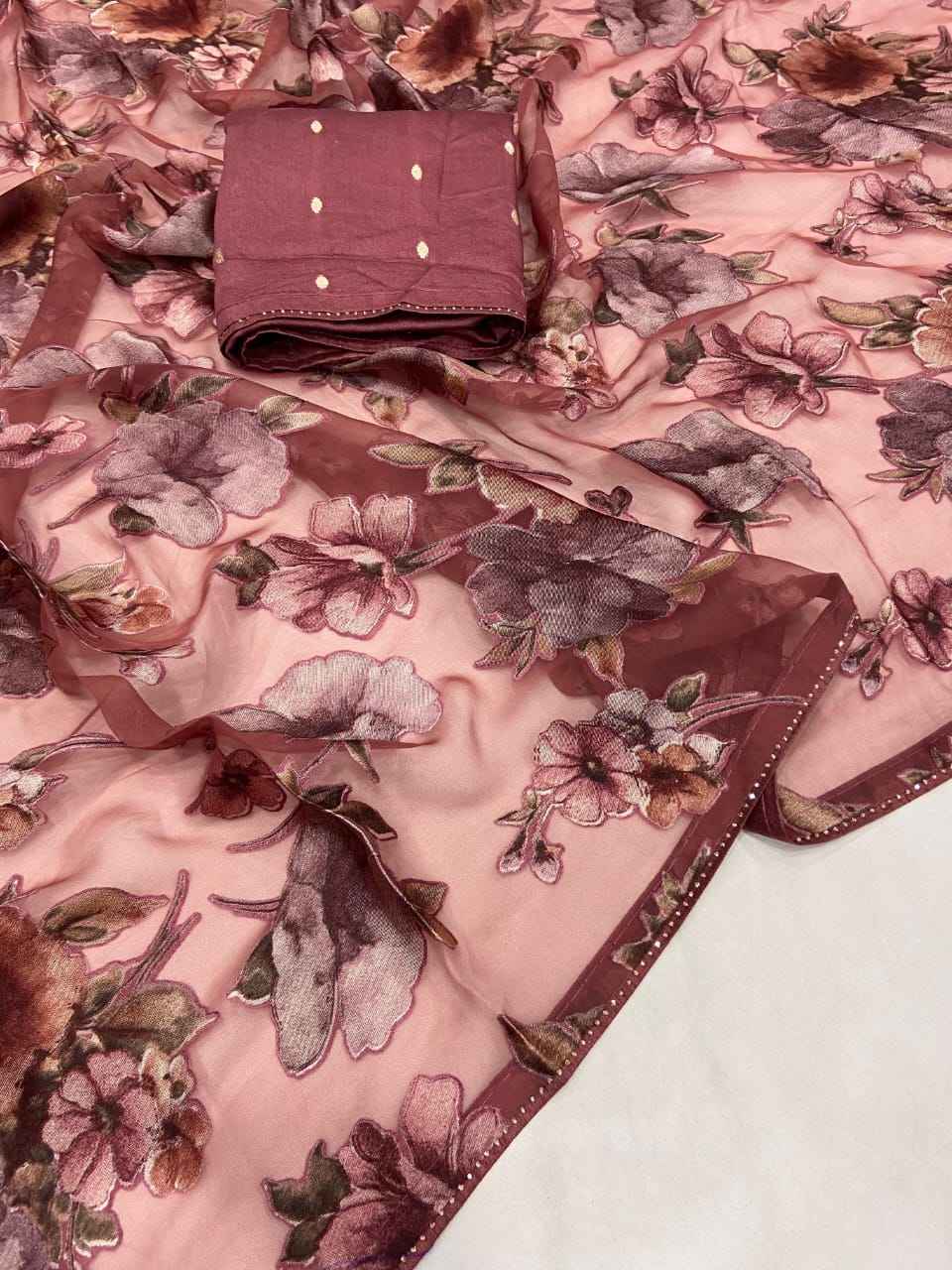 PURE BRASOO PRINTED WITH DIAMOND LACE BORDER SAREE AT WHOLESALE PRICE