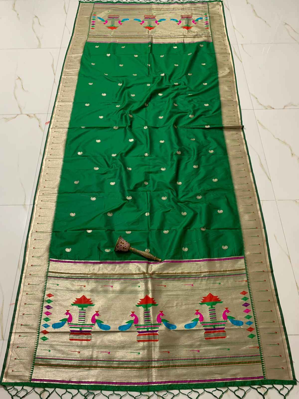 SOFT JARI AND SILK MUNIYA BORDER AND MANGO BUTTI DUPTTA AT WHOLESALE PRICE