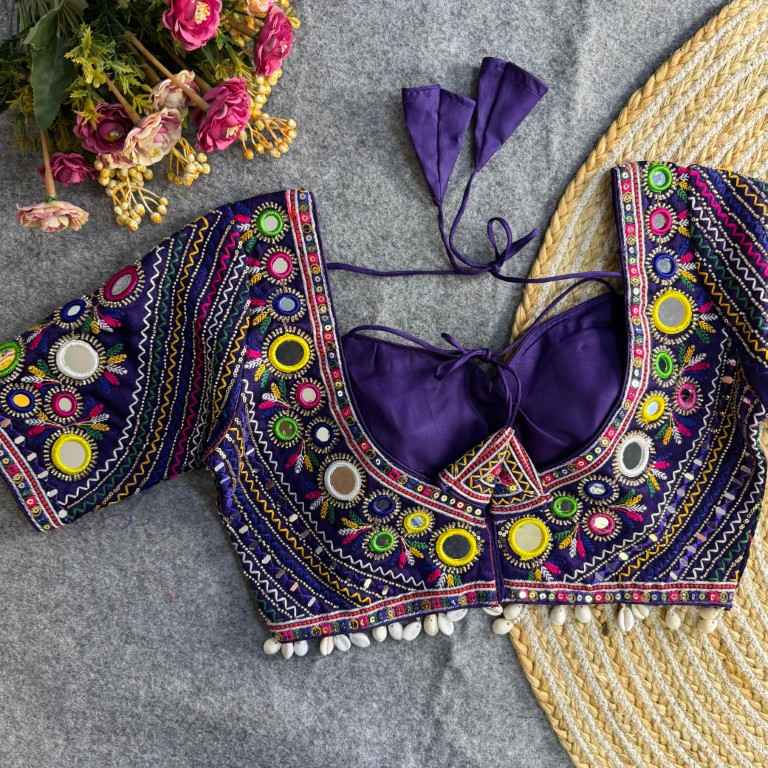 HEAVY ITALIAN SILK MIRROR WORK WITH HANDWORK GAMTHI BLOUSE AT WHOLESALE PRICE