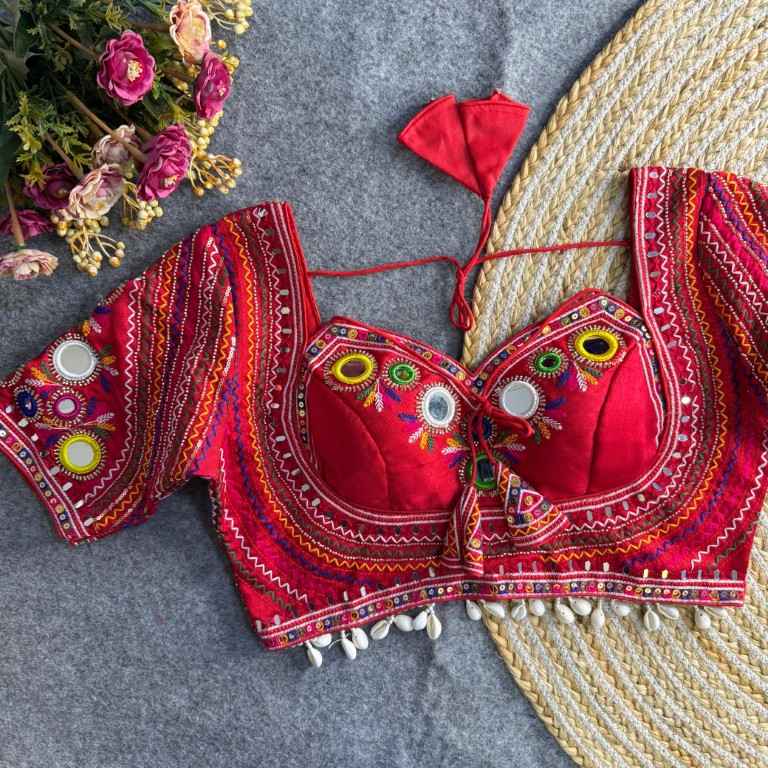 HEAVY ITALIAN SILK MIRROR WORK WITH HANDWORK GAMTHI BLOUSE AT WHOLESALE PRICE
