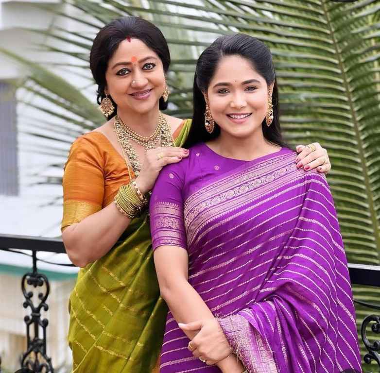 PURE SOFT KHADI DOLLA SILK ZARI PICHWAI WOOVEN SAREE AT WHOLESALE PRICE