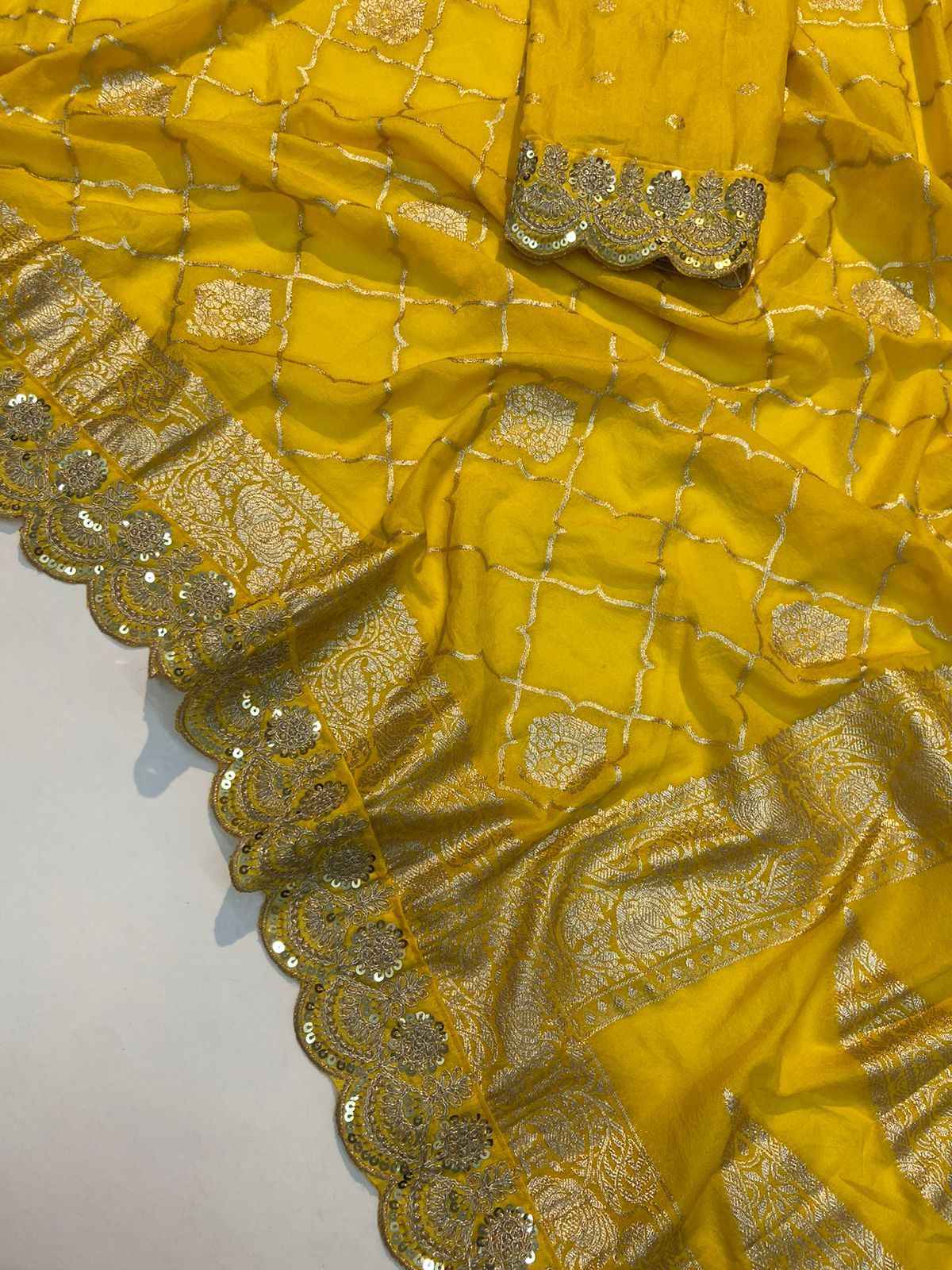 PURE CREPE KHADI SILK PATTU WITH ANTIQUE ZARI WEAVING SAREE AT WHOLESALE PRICE