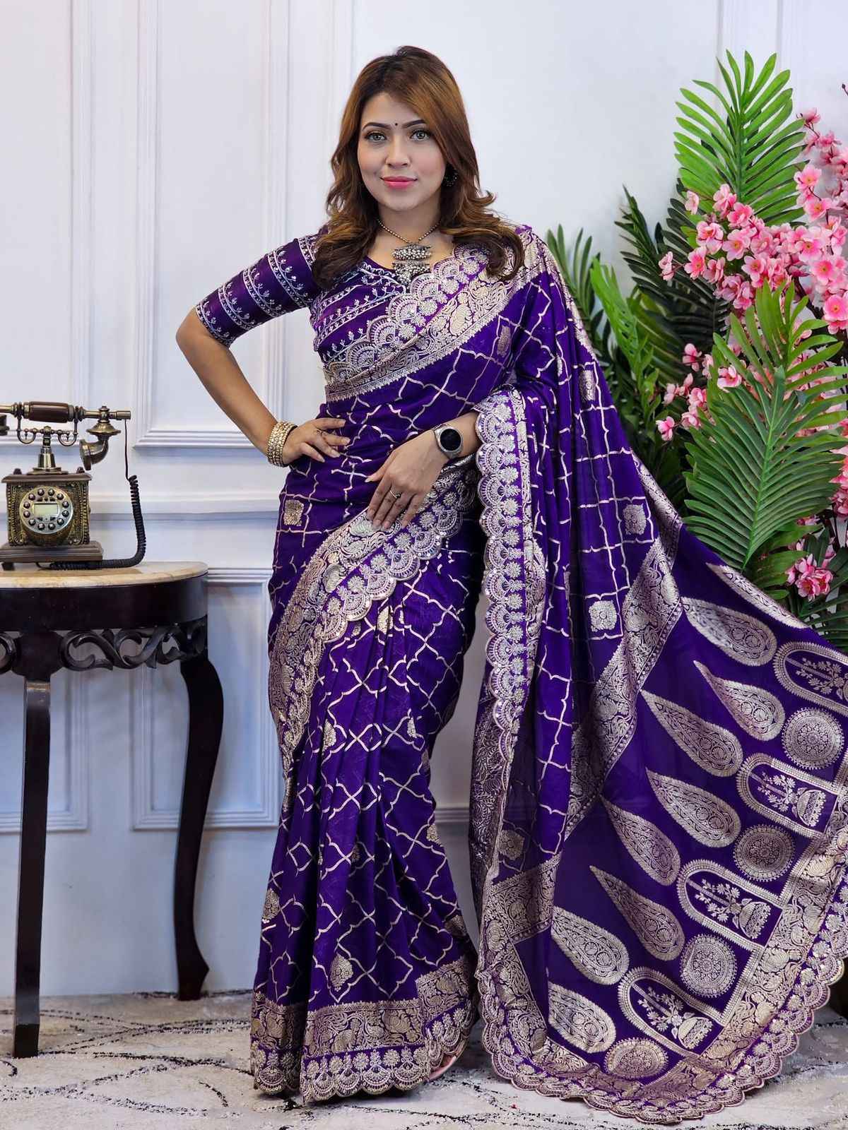 PURE CREPE KHADI SILK PATTU WITH ANTIQUE ZARI WEAVING SAREE AT WHOLESALE PRICE