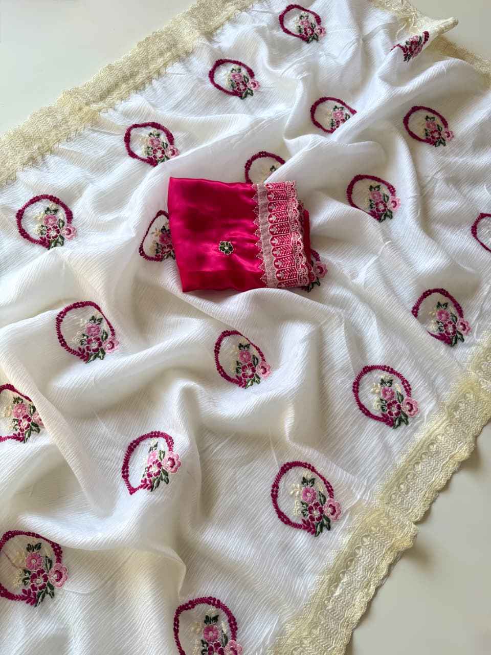 PURE CRUSH GEORGETTE CHIFFON FLORAL EMBROIDERY SCALLOP BPRDER SAREE AT WHOLESALE PRICE