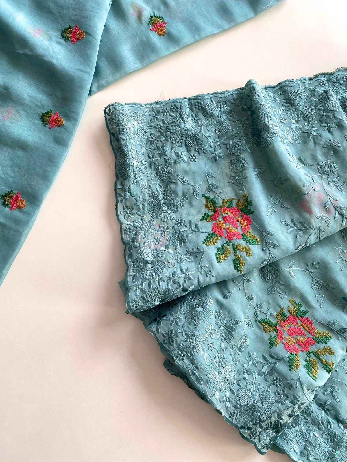 PURE SHINY ZARI CHIFFON WITH CUTOWORK AND EMBROIDERY SAREE AT WHOLESALE PRICE 