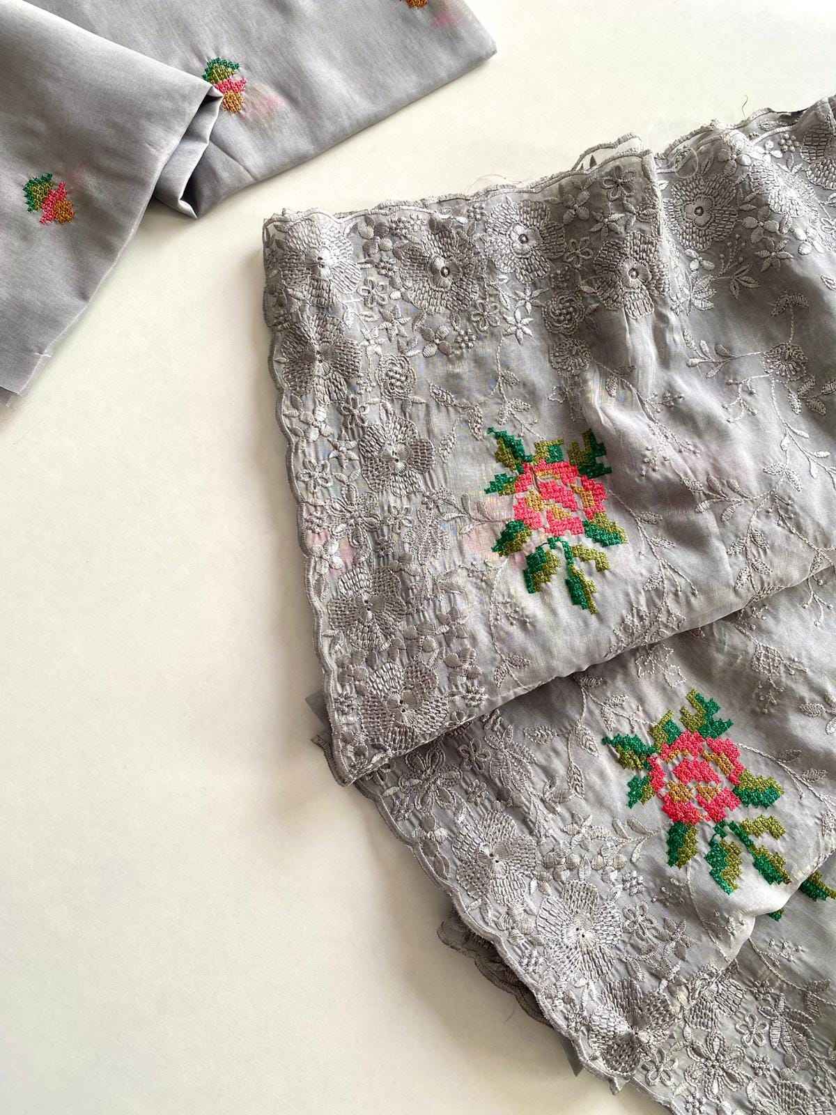 PURE SHINY ZARI CHIFFON WITH CUTOWORK AND EMBROIDERY SAREE AT WHOLESALE PRICE 