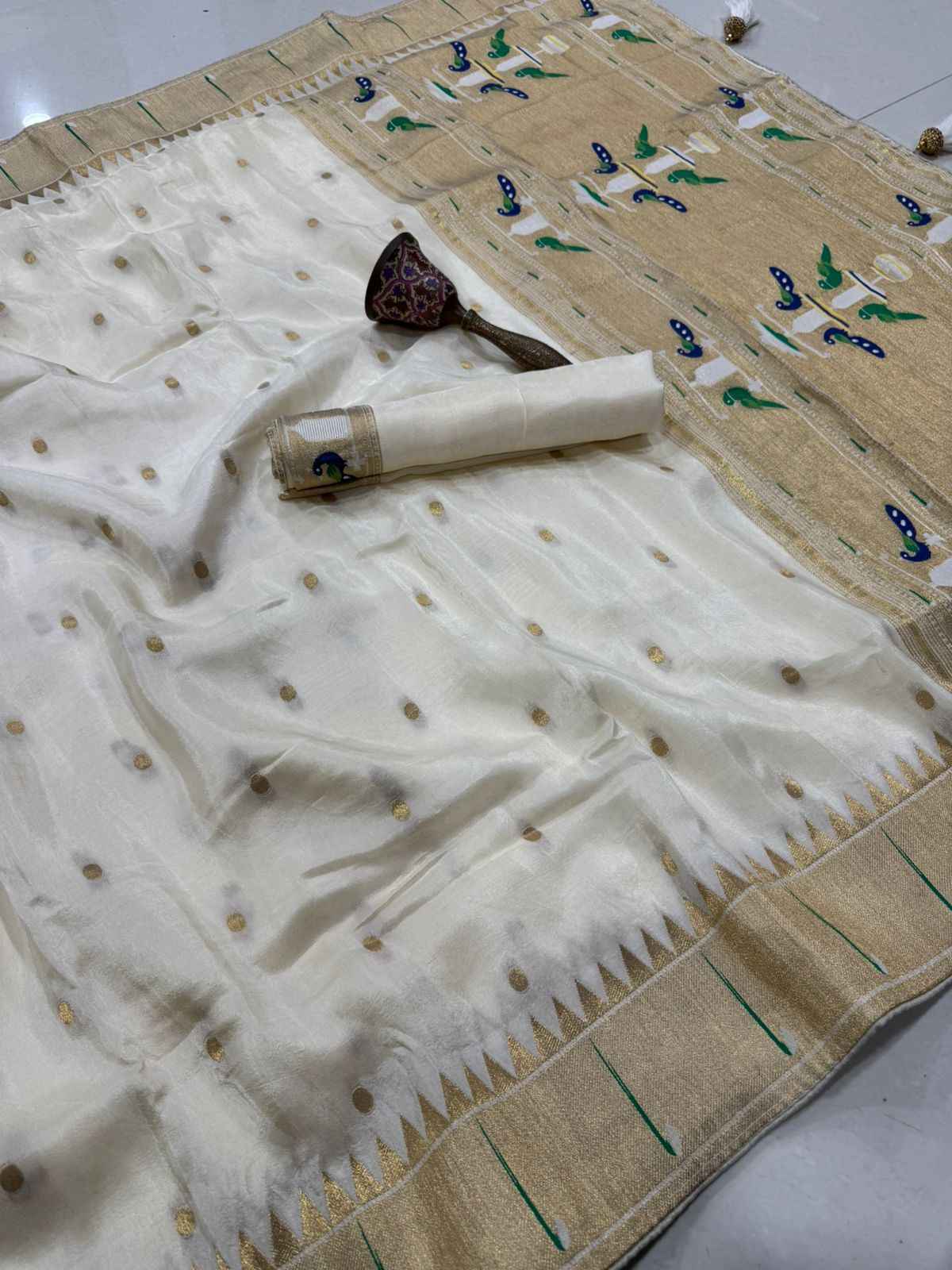 PURE SOFT VISCOS GAJJI SILK PURE JARI WEAVING WORK SAREE AT WHOLESALE PRICE