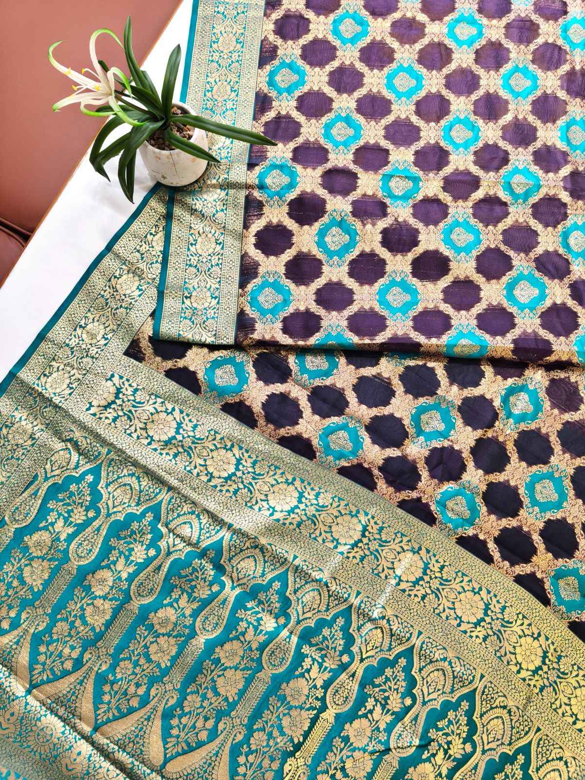 PREMIUM SOFT TISSUE SILK RICH ZARI WEAVING SAREE AT WHOLESALE PRICE 