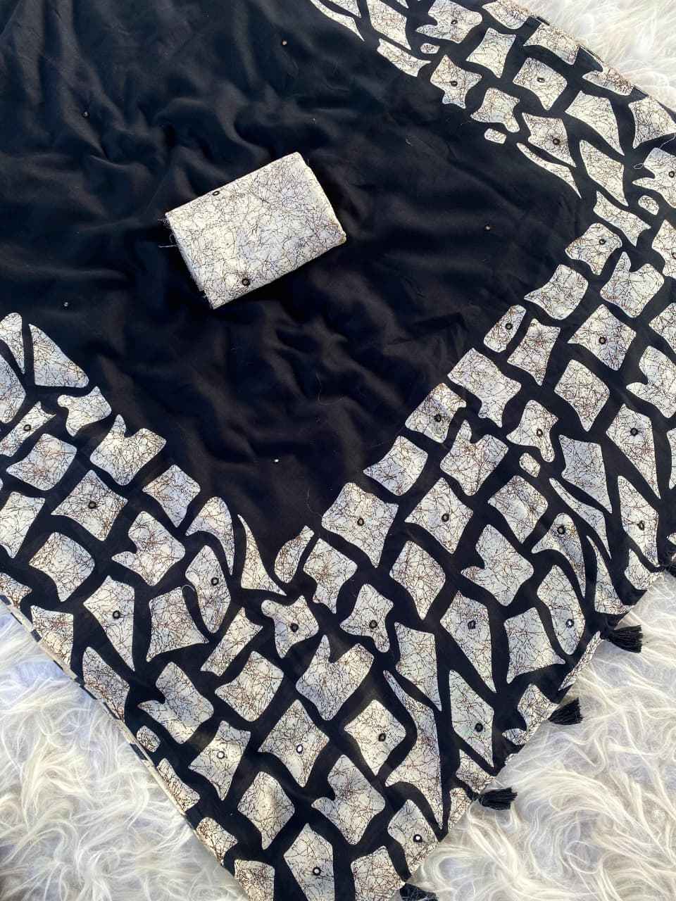 PURE 90 COUNT LINEN BLACK SAREE AT WHOLESALE PRICE