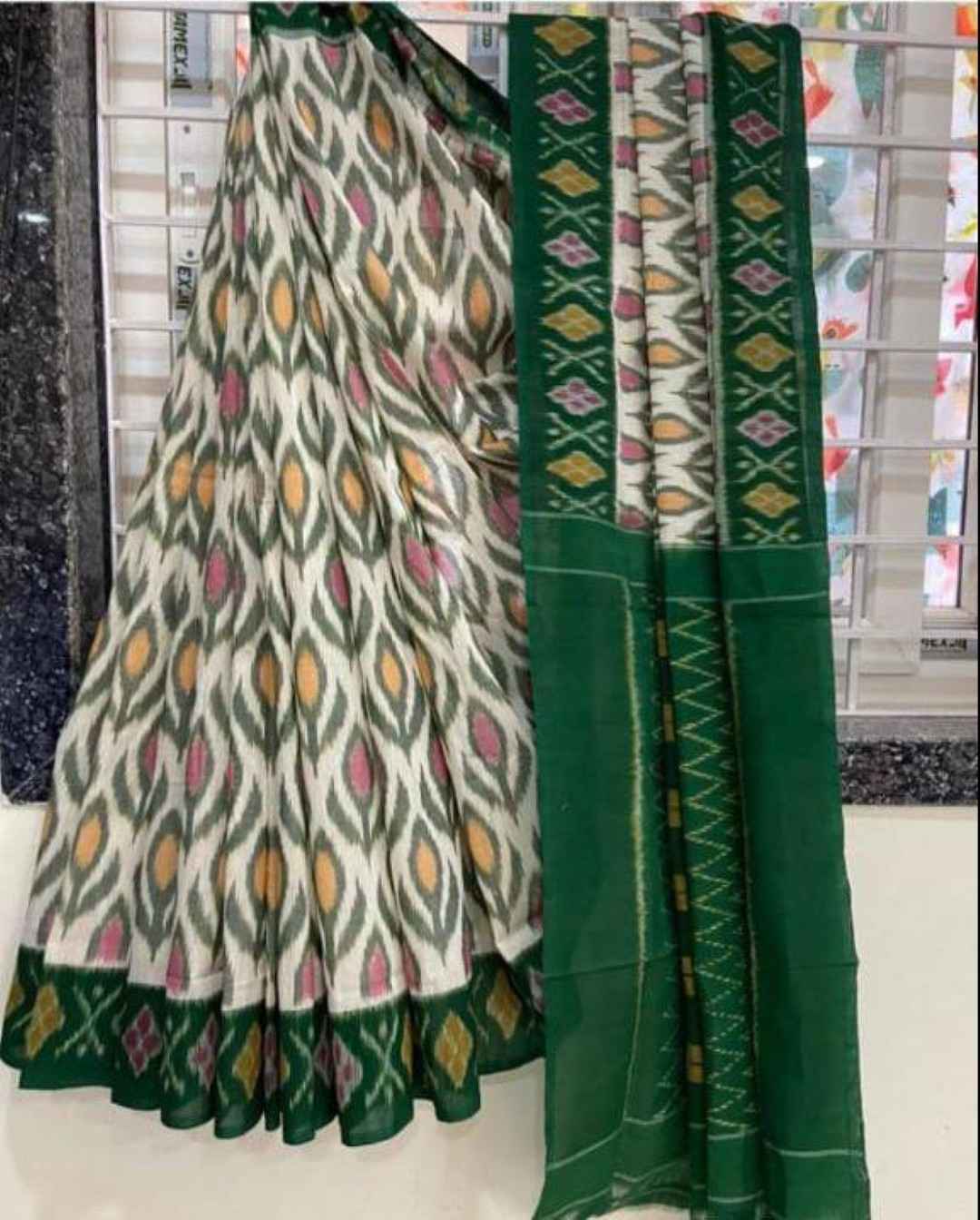 PLAIN LINEN DIGITAL PRINTED SAREE CODE MG171 AT WHOLESALE PRICE