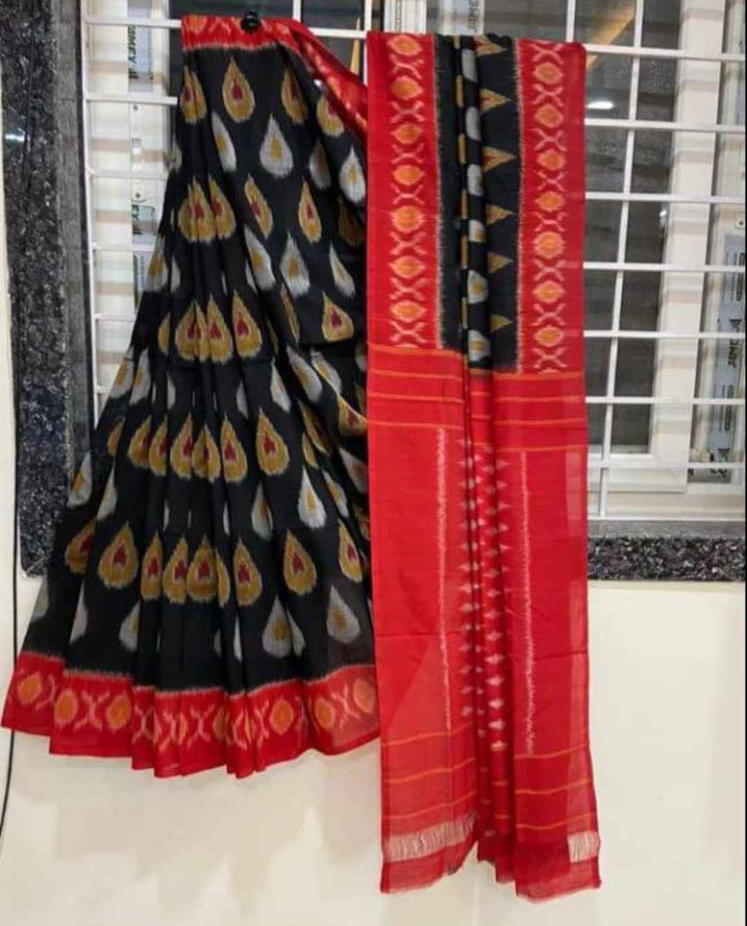 PLAIN LINEN DIGITAL PRINTED SAREE CODE MG171 AT WHOLESALE PRICE
