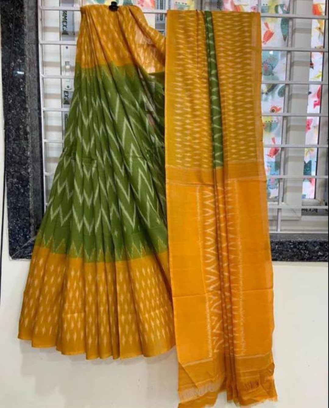 PLAIN LINEN DIGITAL PRINTED SAREE CODE MG171 AT WHOLESALE PRICE