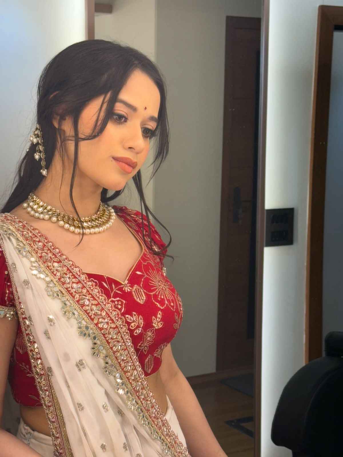 PURE GEORGETTE SEQUINS AND DORI EMBROIDERY REAL MIRRRO WORK SAREE AT WHOLESALE PRICE