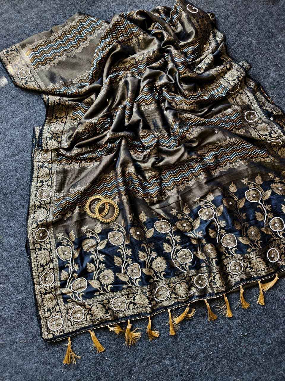 TISSUE RUSSIAN SILK MEENAKARI BANDHEJ WEAVING KHATLI WORK SAREE AT WHOLESALE PRICE