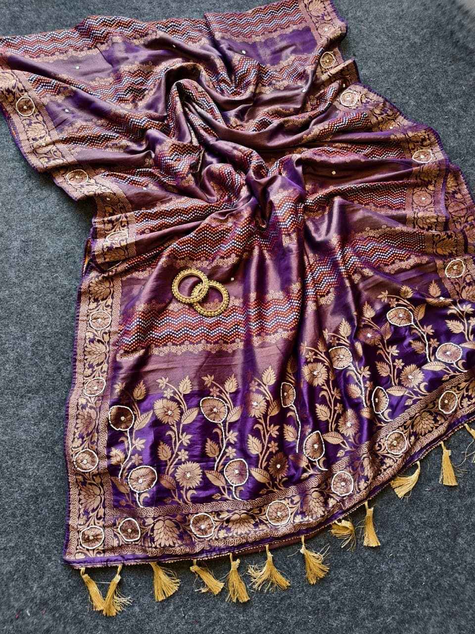 TISSUE RUSSIAN SILK MEENAKARI BANDHEJ WEAVING KHATLI WORK SAREE AT WHOLESALE PRICE