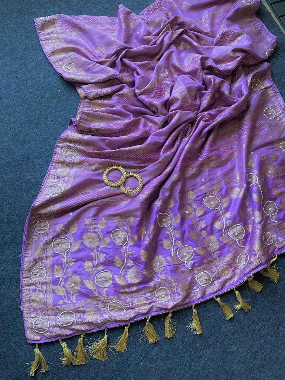 TISSUE RUSSIAN SILK MEENAKARI BANDHEJ WEAVING KHATLI WORK SAREE AT WHOLESALE PRICE