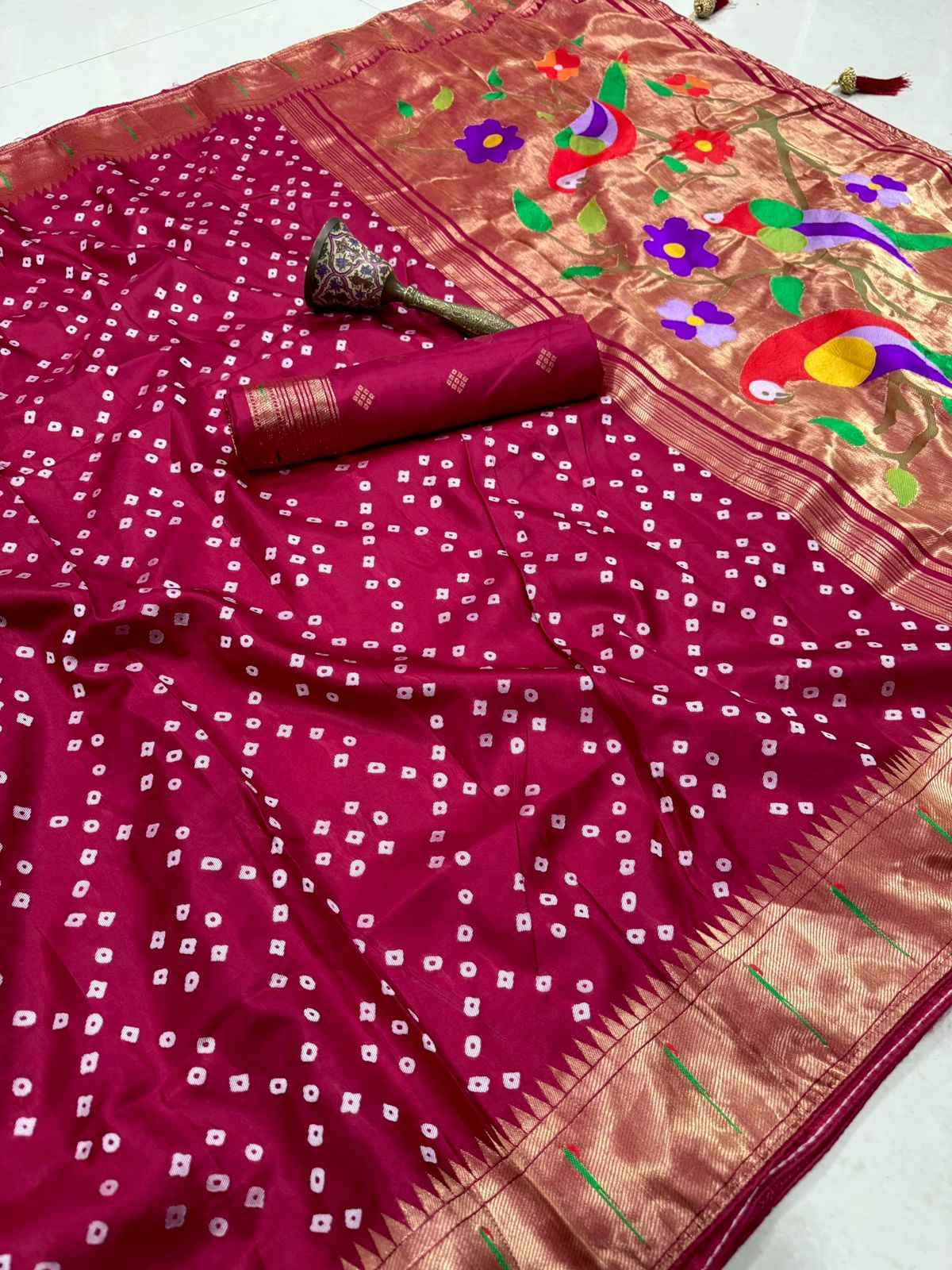 VISCOS SILK MUNIYA BANDHEJ WEAVING PAITHANI SAREE AT WHOLESALE PRICE  