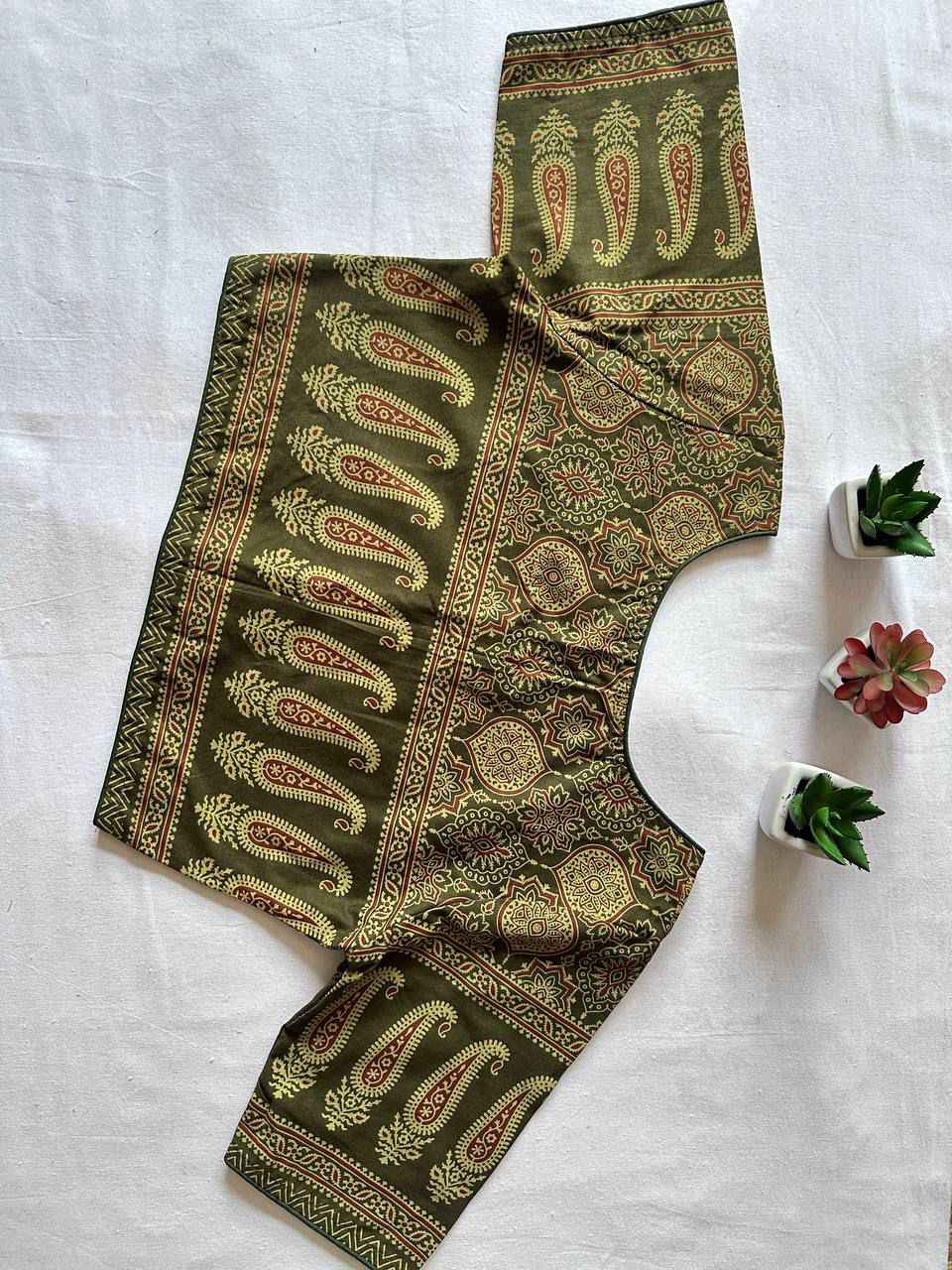 HANDCRAFTED HANDBLOCK DESIGNER AJRAKH COTTON READYMADE BLOUSE AT WHOLESALE PRICE