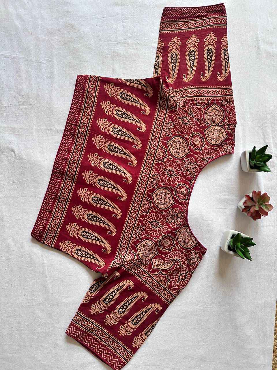 HANDCRAFTED HANDBLOCK DESIGNER AJRAKH COTTON READYMADE BLOUSE AT WHOLESALE PRICE