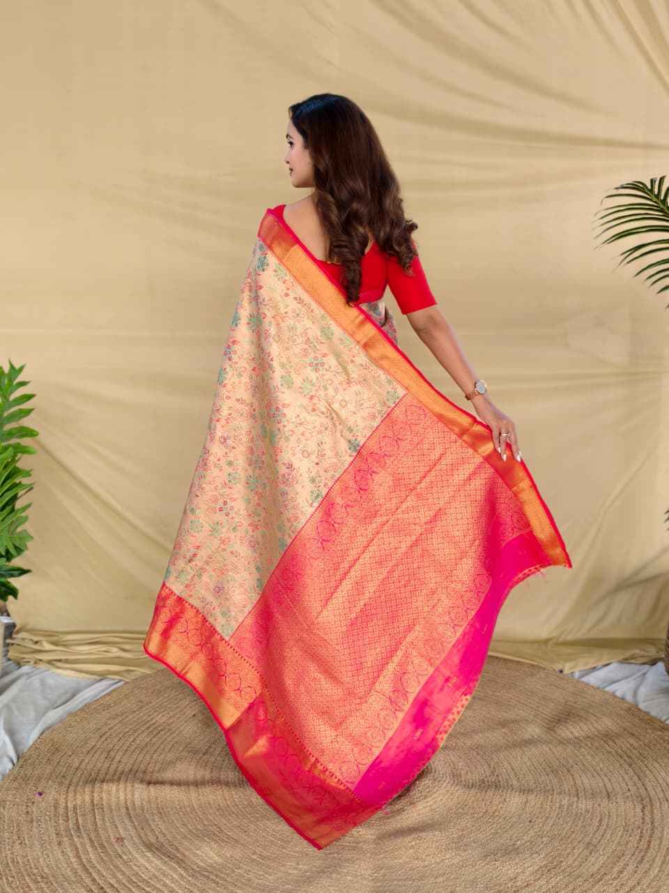KANCHIPURAM SILK GOLDEN ZARI WEAVING DESIGNER SAREE AT WHOLESALE PRICE