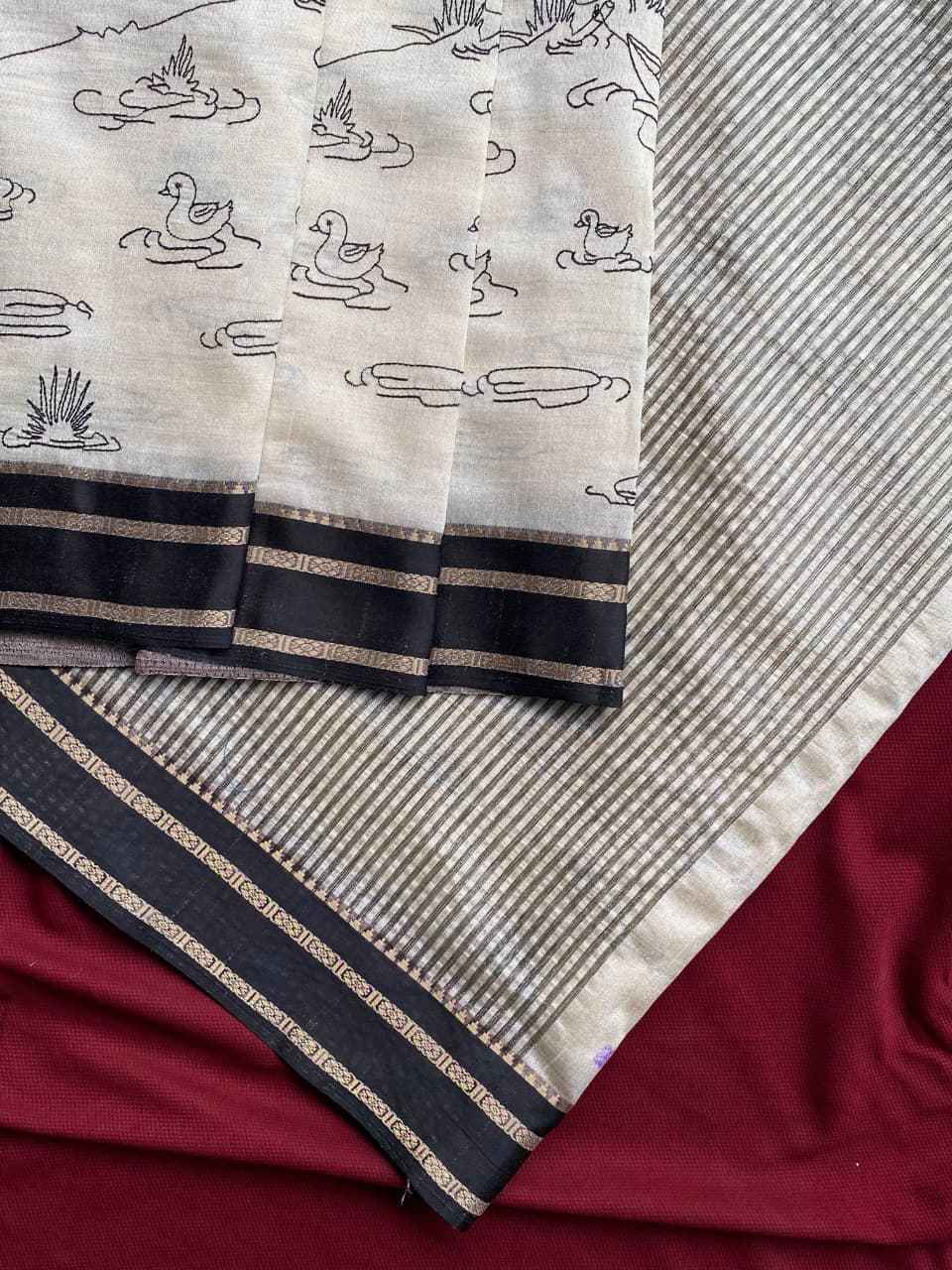 OFF-WHITE HANDLOOM COTTON SILK KALAMKARI WOVEN SAREE AT WHOLESALE PRICE