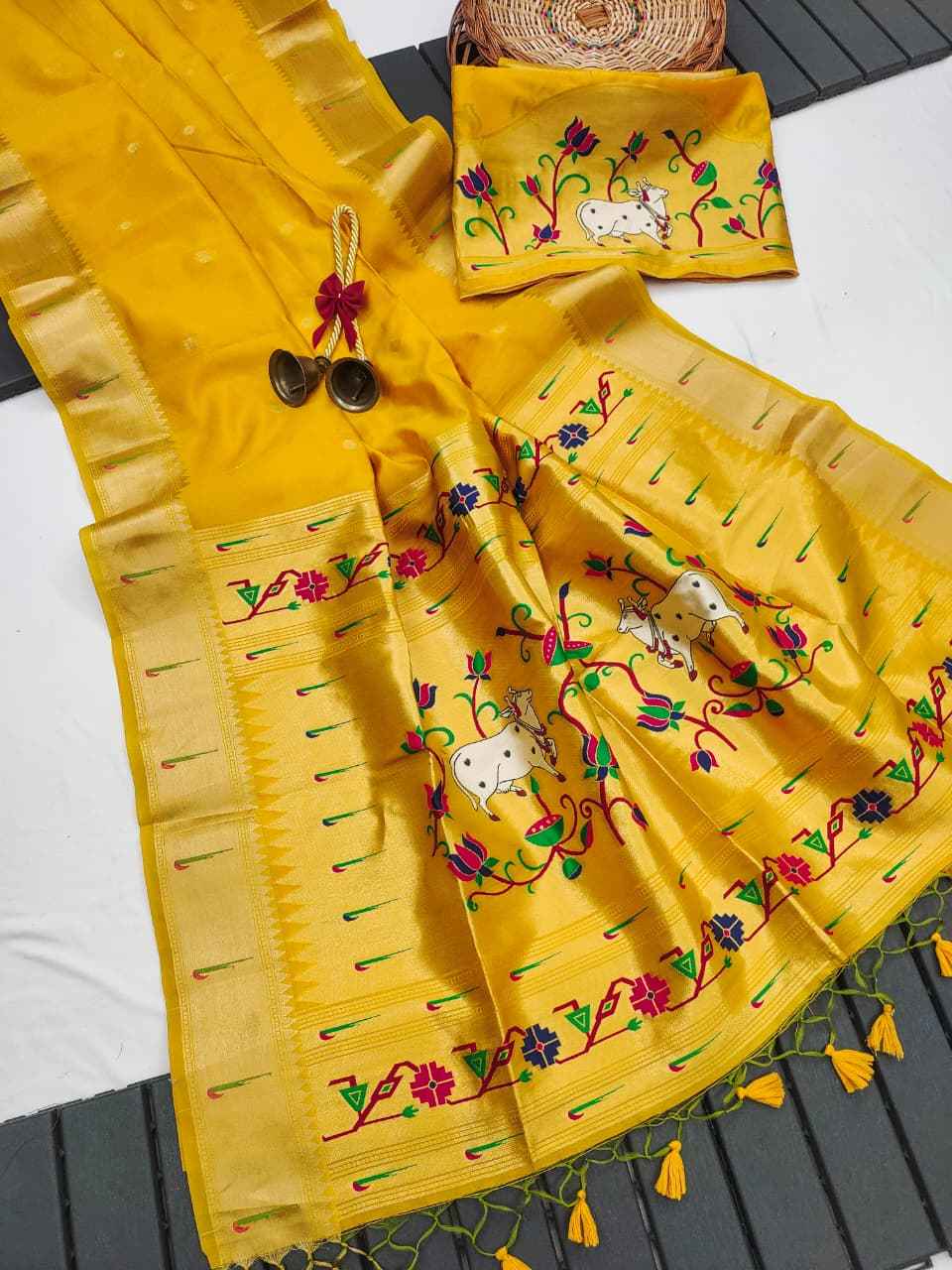 SOFT PICHWAI PAITHANI SILK ZARI WOVEN SAREE AT WHOLESALE PRICE