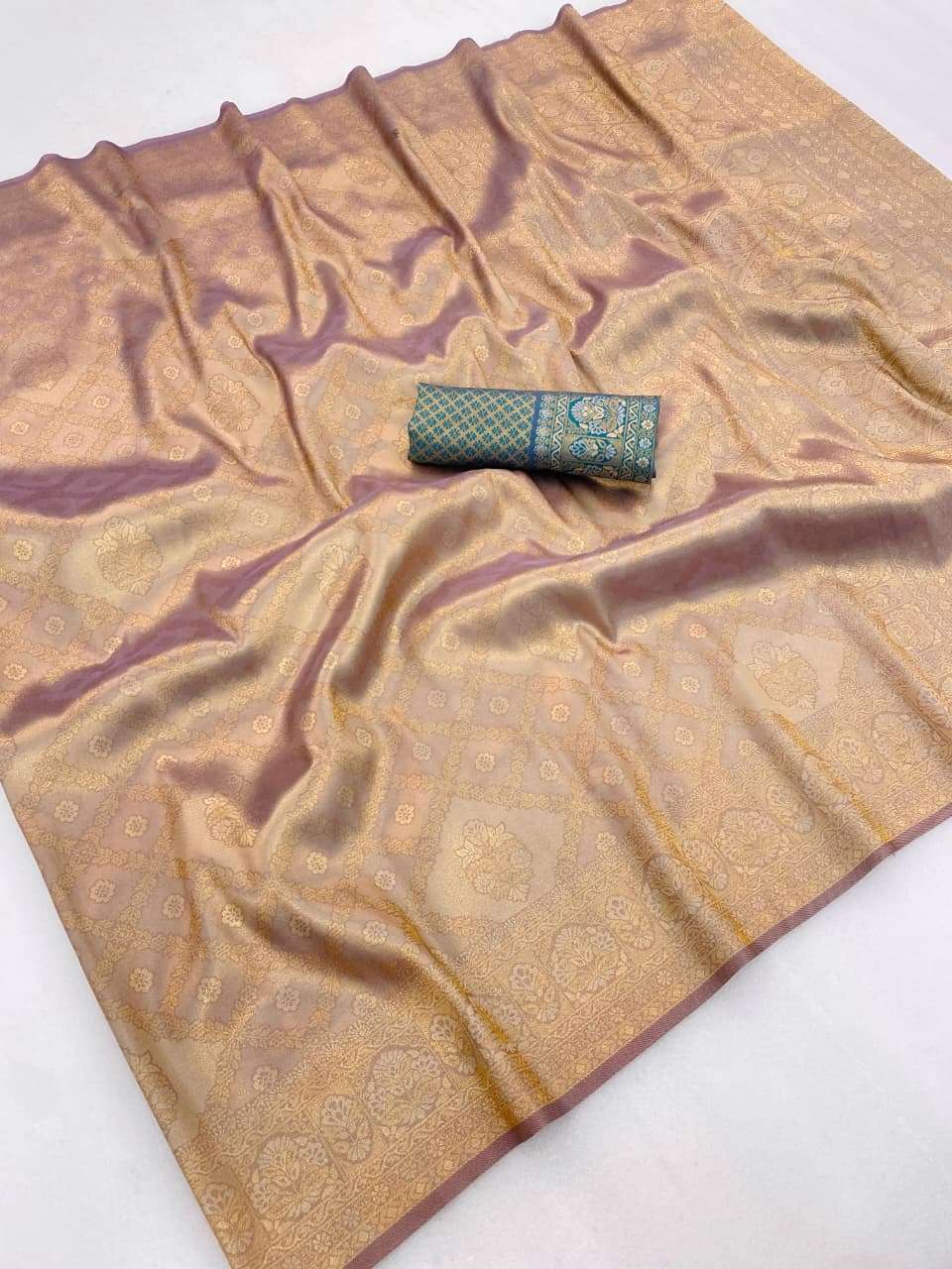 PREMIUM KANJIVARAM SILK ELEGANT ZARI WOVEN SAREE AT WHOLESALE PRICE
