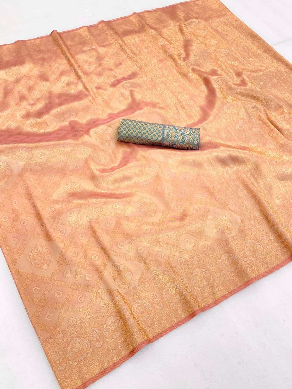 PREMIUM KANJIVARAM SILK ELEGANT ZARI WOVEN SAREE AT WHOLESALE PRICE