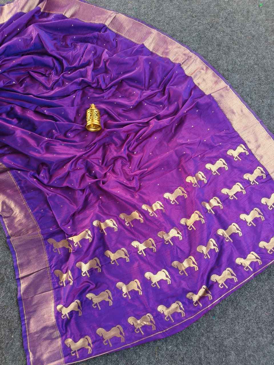 PREMIUM SILK TRADITIONAL ZARI WEAVING SAREE AT WHOLESALE PRICE