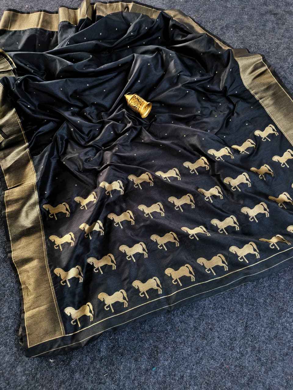 PREMIUM SILK TRADITIONAL ZARI WEAVING SAREE AT WHOLESALE PRICE