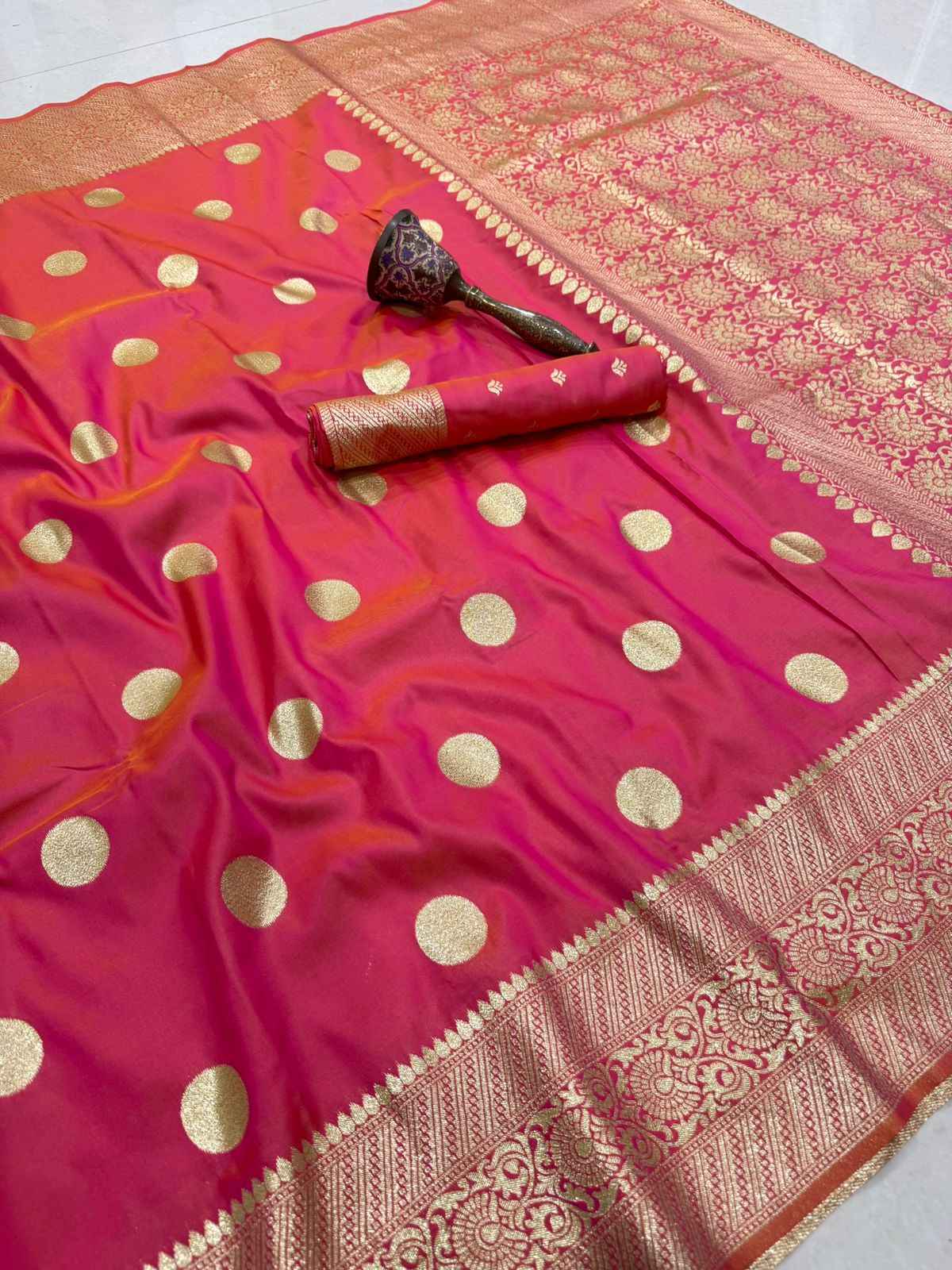 PURE HEAVY BANARASI SILK GOLD JARI WEAVING SAREE 1 AT WHOLESALE PRICE