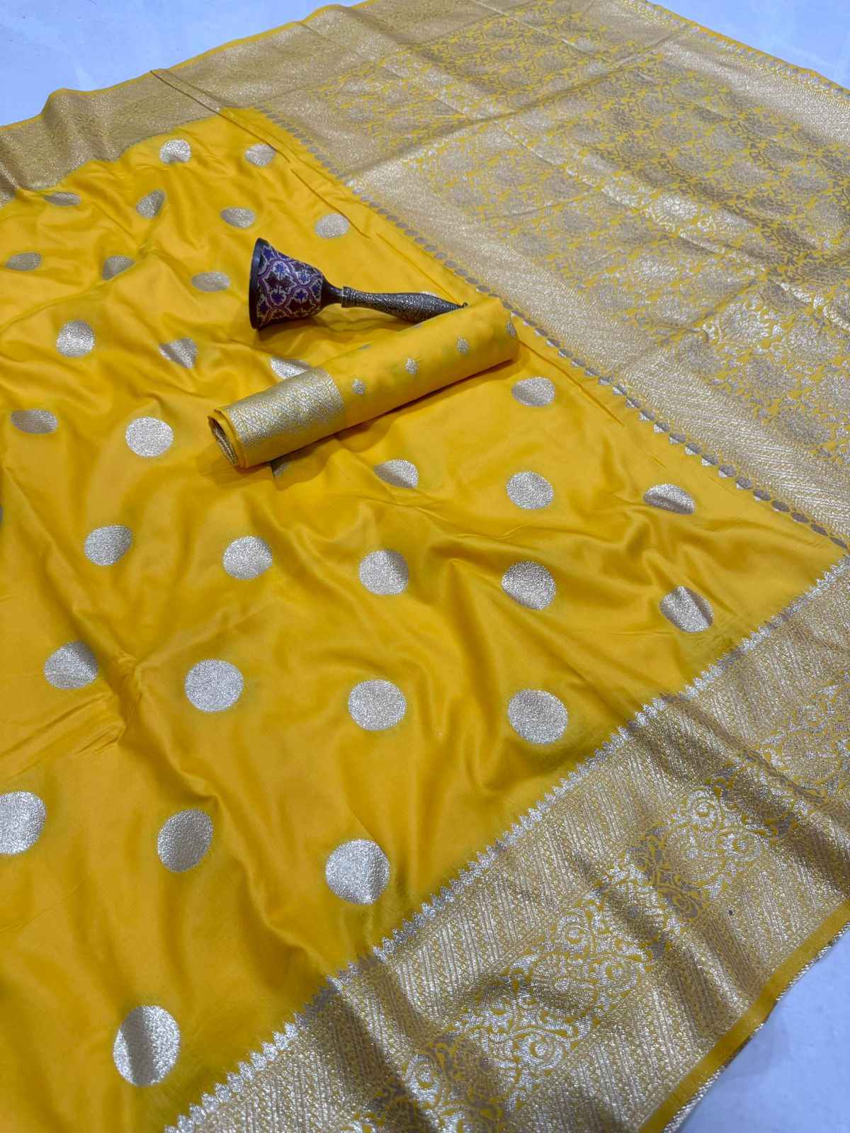 PURE HEAVY BANARASI SILK GOLD JARI WEAVING SAREE 1 AT WHOLESALE PRICE