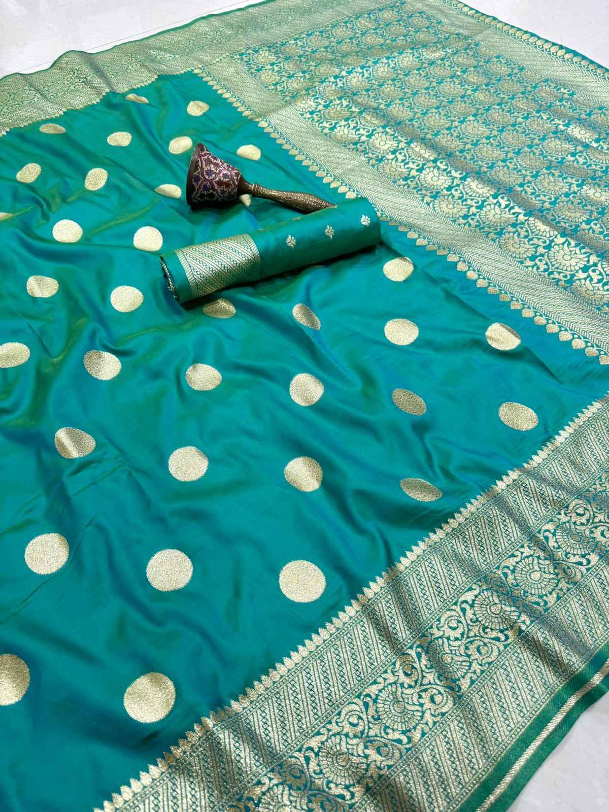 PURE HEAVY BANARASI SILK GOLD JARI WEAVING SAREE 1 AT WHOLESALE PRICE