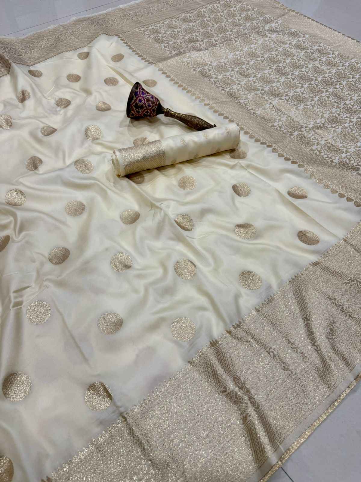 PURE HEAVY BANARASI SILK GOLD JARI WEAVING SAREE 1 AT WHOLESALE PRICE