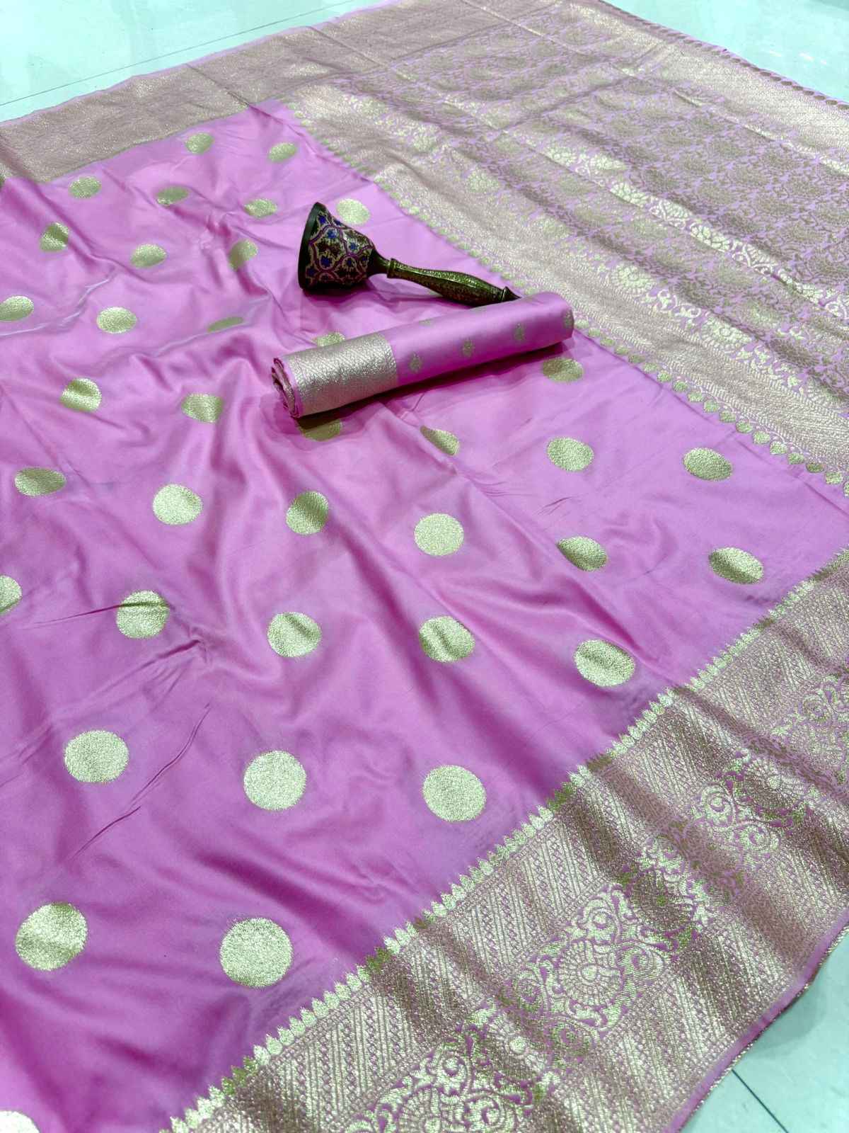 PURE HEAVY BANARASI SILK GOLD JARI WEAVING SAREE 1 AT WHOLESALE PRICE