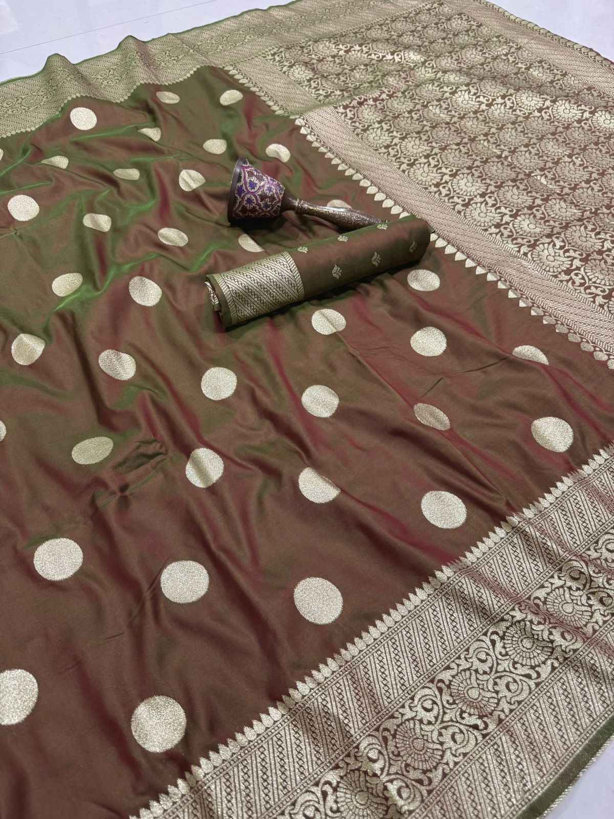 PURE HEAVY BANARASI SILK GOLD JARI WEAVING SAREE 1 AT WHOLESALE PRICE